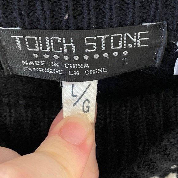 VINTAGE Black & White Floral Embroidered Crew Neck Grandma Core Sweater SZ L - Picture 11 of 11